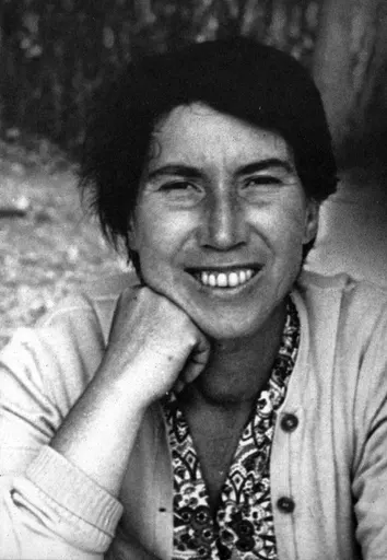 Natalia Ginzburg 사용자 등록 사진
