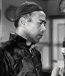 Tetsu Komai 사용자 등록 사진