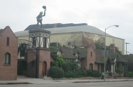Charlie Chaplin Studios 사용자 등록 사진