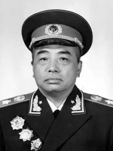 펑더화이 사용자 등록 사진