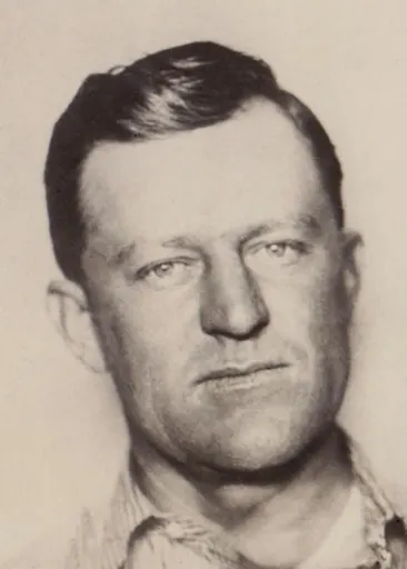 Ernest Burkhart 사용자 등록 사진