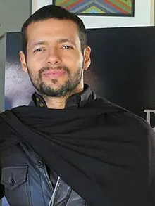 Draco Rosa 사용자 등록 사진