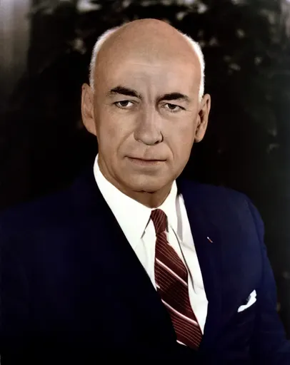 Robert R. Gilruth 사용자 등록 사진