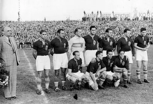 1939 Poland vs Hungary football match 사용자 등록 사진