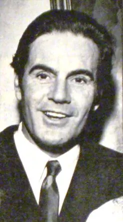Carlos Estrada 사용자 등록 사진