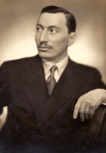 Bernard Natan 사용자 등록 사진