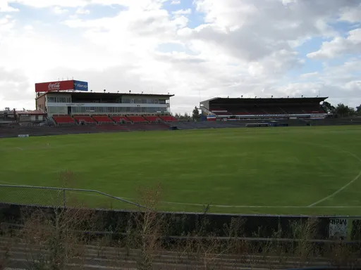 Whitten Oval 사용자 등록 사진