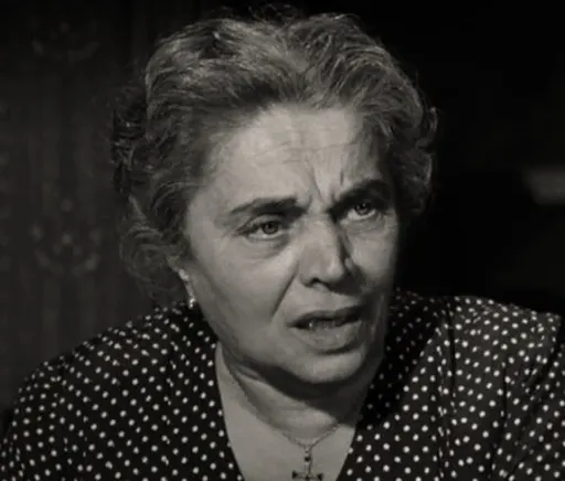Esther Minciotti 사용자 등록 사진