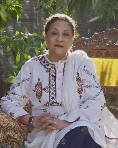 Samina Ahmad 사용자 등록 사진