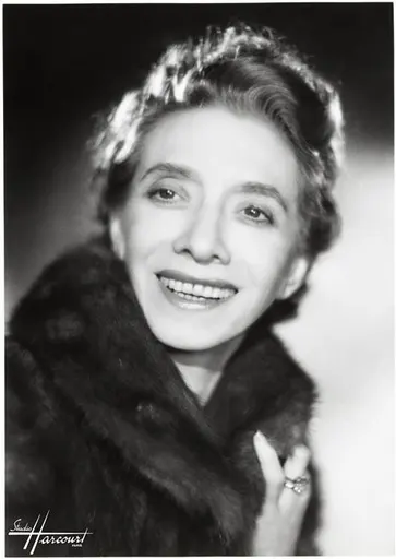 Marguerite Pierry 사용자 등록 사진