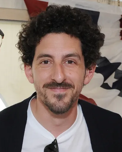 Adam Shapiro 사용자 등록 사진