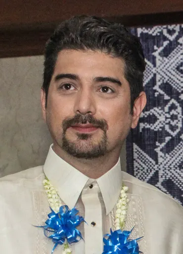 Ian Veneracion 사용자 등록 사진