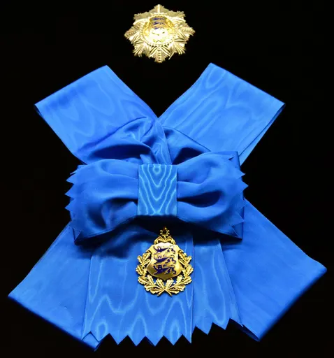 Recipient of the Order of the National Coat of Arms, 1st Class 사용자 등록 사진