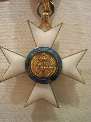 National Order of Honour and Merit 사용자 등록 사진