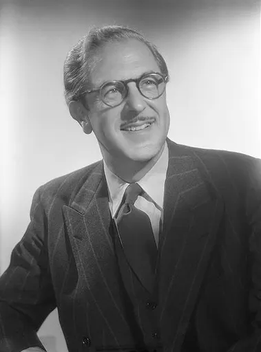 Henri Crémieux 사용자 등록 사진