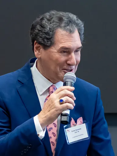 Ernie Anastos 사용자 등록 사진