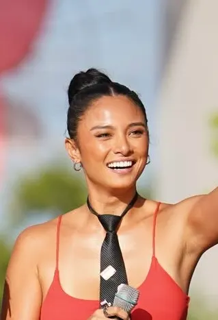 Klea Pineda 사용자 등록 사진
