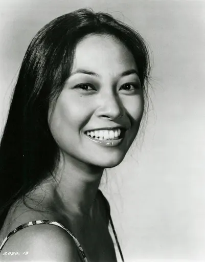 Christina Kokubo 사용자 등록 사진