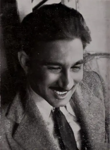 Khwaja Ahmad Abbas 사용자 등록 사진