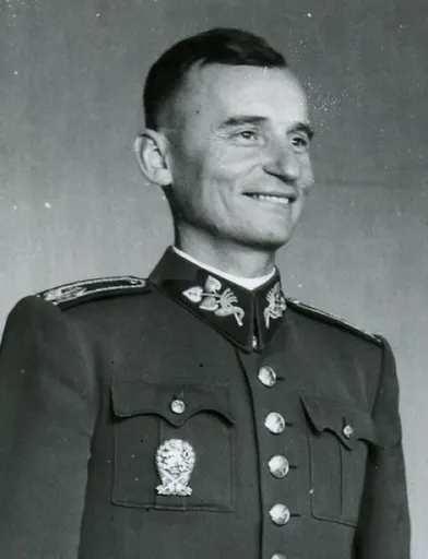 Ján Golian 사용자 등록 사진