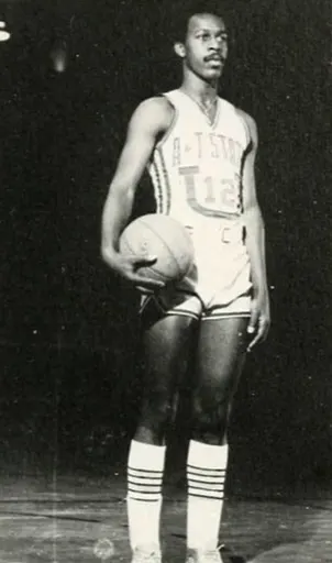 Elmer Austin 사용자 등록 사진
