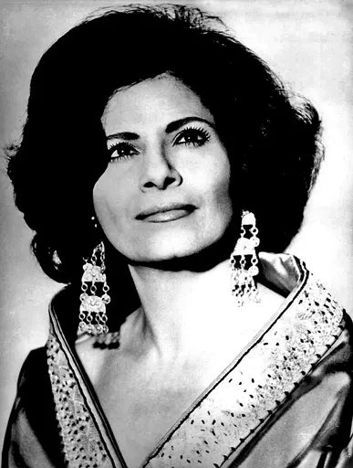 Shoshana Damari 사용자 등록 사진