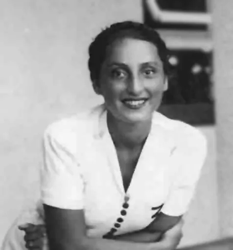 Zuzanna Ginczanka 사용자 등록 사진