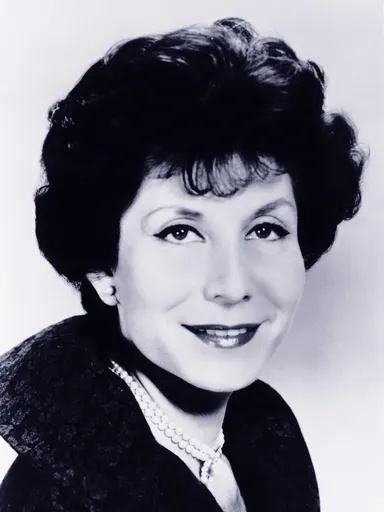 Betty Comden 사용자 등록 사진