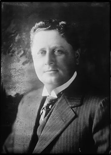 William Wrigley 사용자 등록 사진
