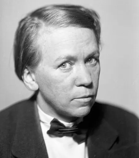 시리 데르케르트 사용자 등록 사진