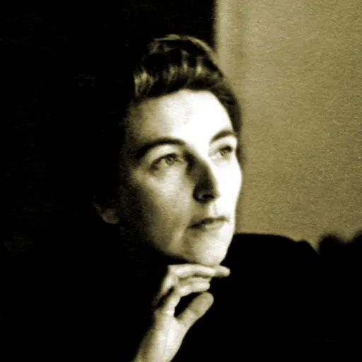 Rumer Godden 사용자 등록 사진