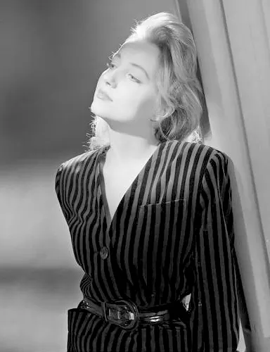 Pauline Lafont 사용자 등록 사진