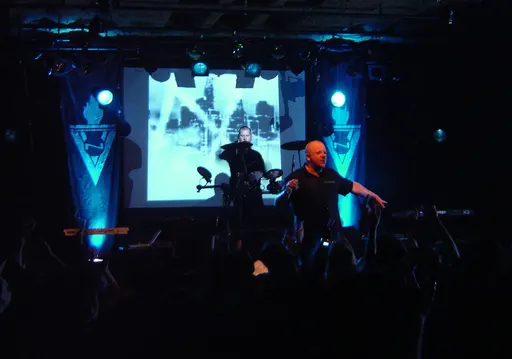 VNV Nation 사용자 등록 사진