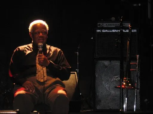 Slide Hampton 사용자 등록 사진