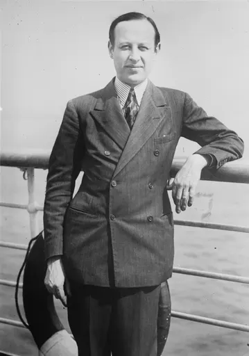 Eugene Aynsley Goossens 사용자 등록 사진