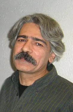Kayhan Kalhor 사용자 등록 사진