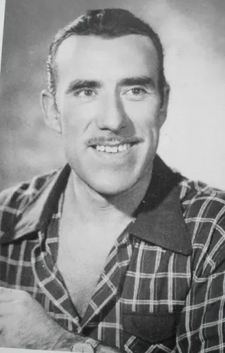 Edmundo Rivero 사용자 등록 사진