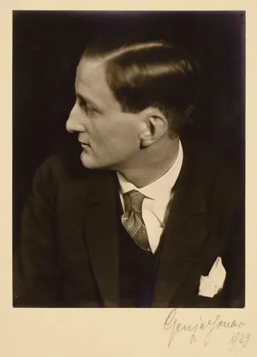 Nikolaus Pevsner 사용자 등록 사진