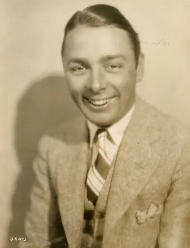 George K. Arthur 사용자 등록 사진