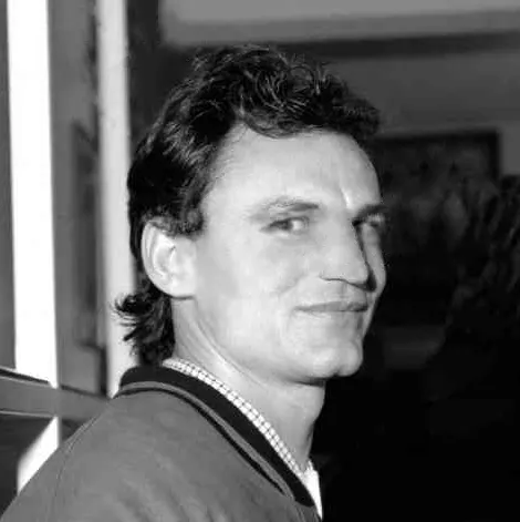 Anton Doboș 사용자 등록 사진